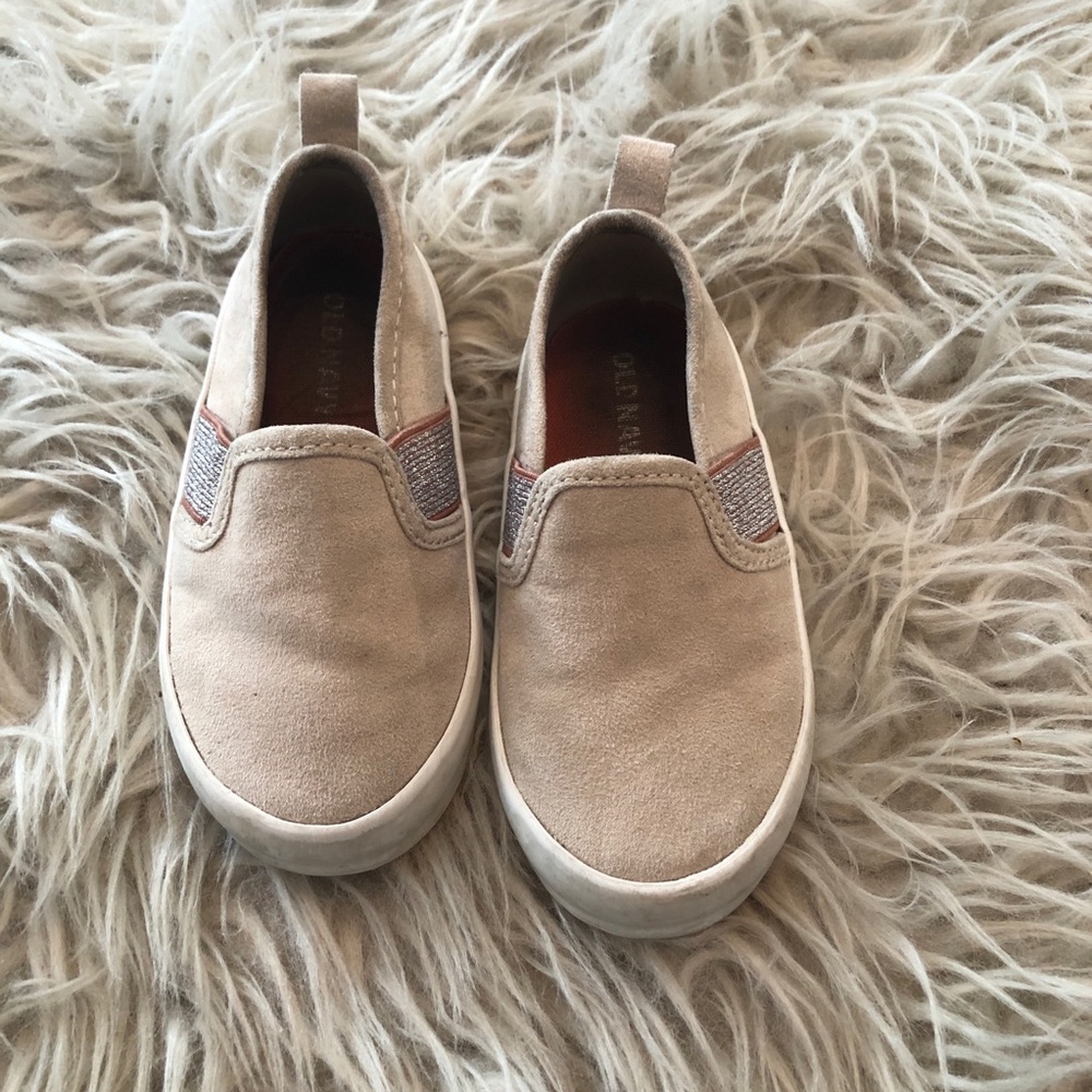 Old navy slip one